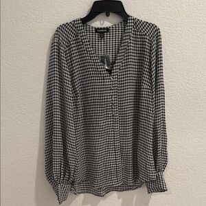 Express Monochrome Houndstooth Blouse